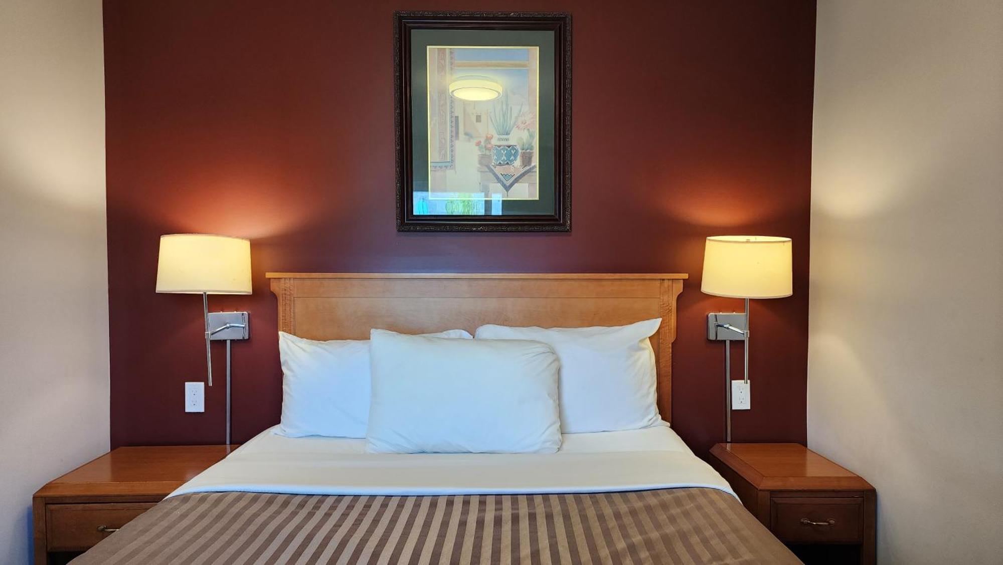 Sahara Courtyard Inn & Suites Osoyoos Dış mekan fotoğraf