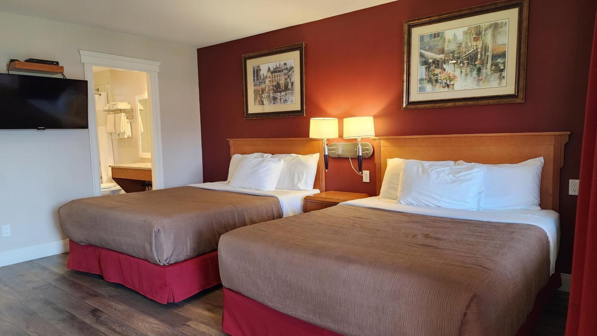 Sahara Courtyard Inn & Suites Osoyoos Dış mekan fotoğraf