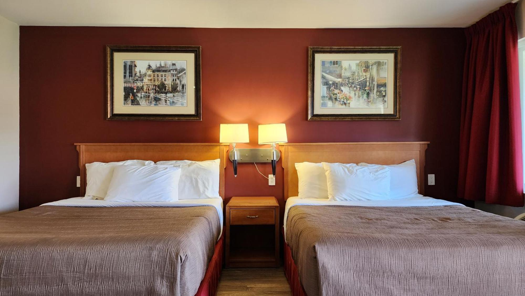 Sahara Courtyard Inn & Suites Osoyoos Dış mekan fotoğraf